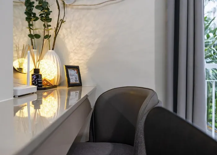 Nooko Corner At Lahug - 4k Cinema & Balcony