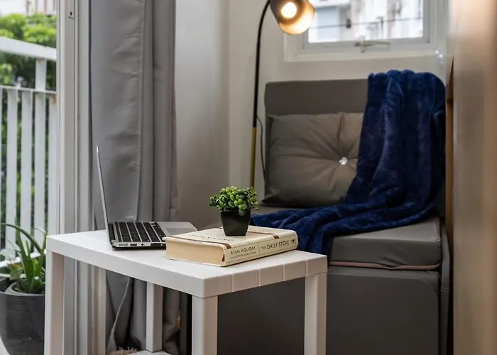 Nooko Corner At Lahug - 4k Cinema & Balcony アパート *